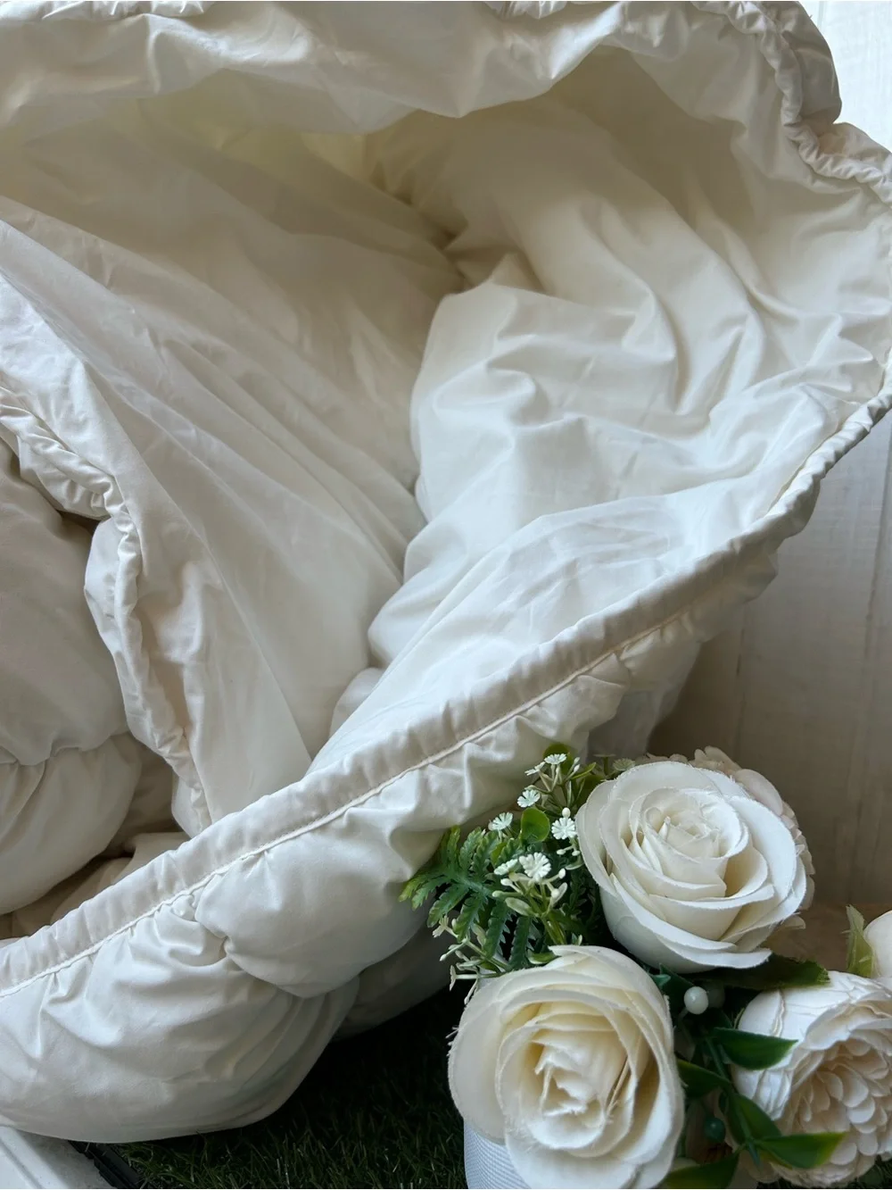 PARACHUTE 100% ORGANIC COZY COTTON Comforter white new KING/CAL KING